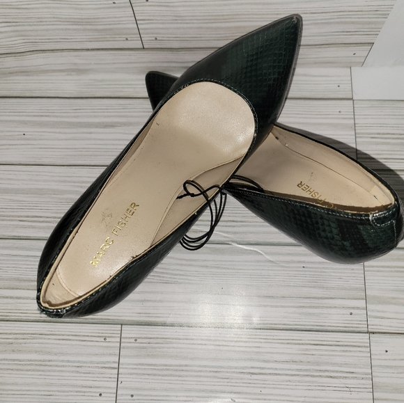 Marc Fisher Heels - Picture 9 of 9